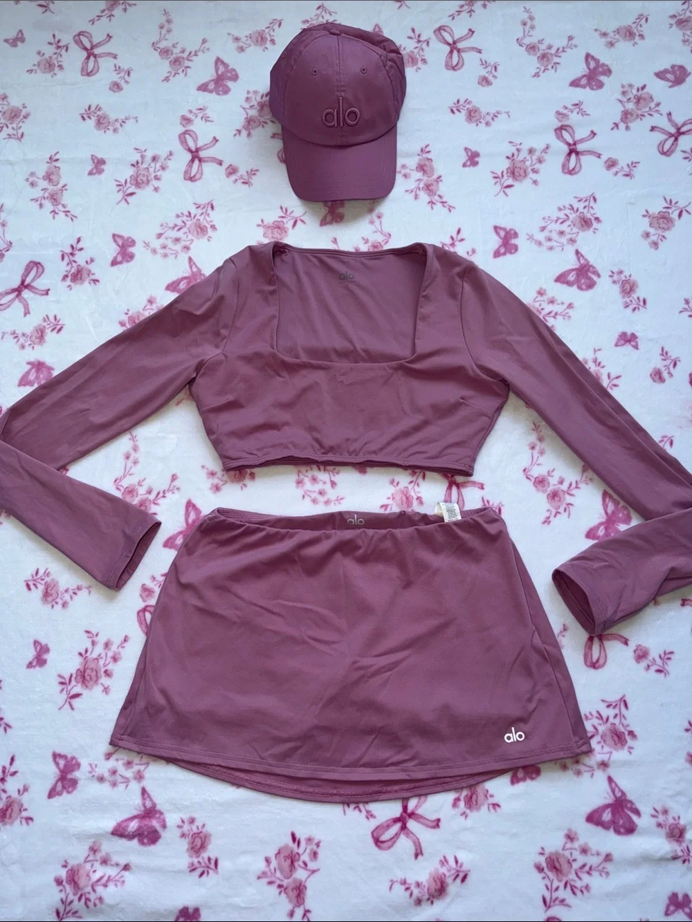 Set : top Medium, skirt small + cap 🧢